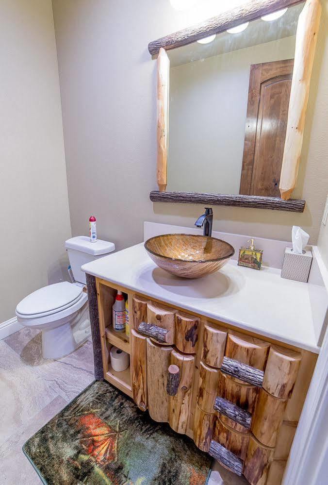 Inn The Woods Suites Ahwahnee Exterior photo